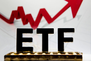 谢卫卸任交银施罗德基金总经理转任专家！ETF“吊车尾”将如何突围